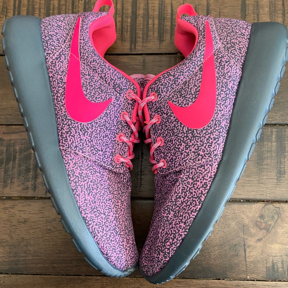 Womens Nike Roshe